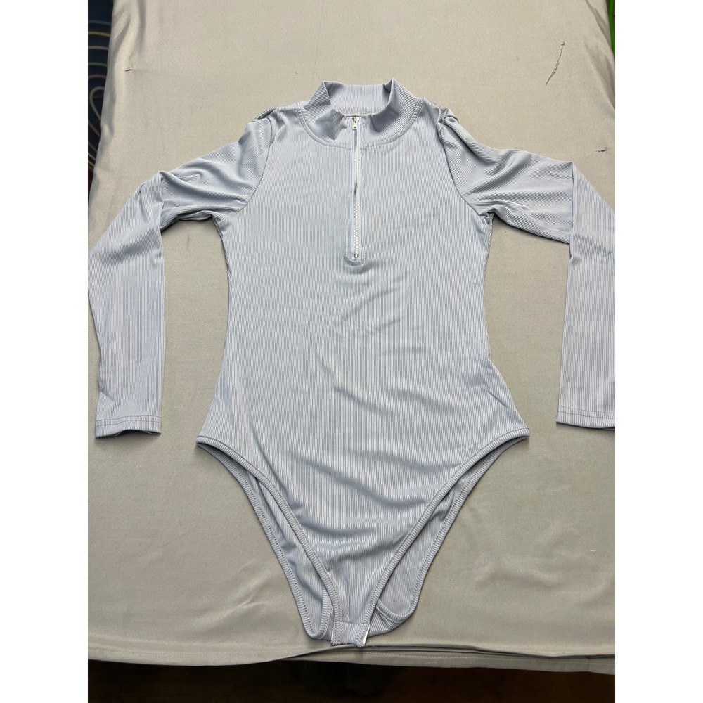 Light  Gray ribbed Long Sleeve Quarter Zip Mock Neck Bodysuit Medium